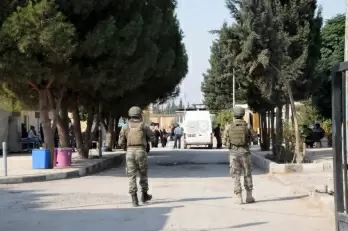 Turkish forces target Kurdish militia in Syria